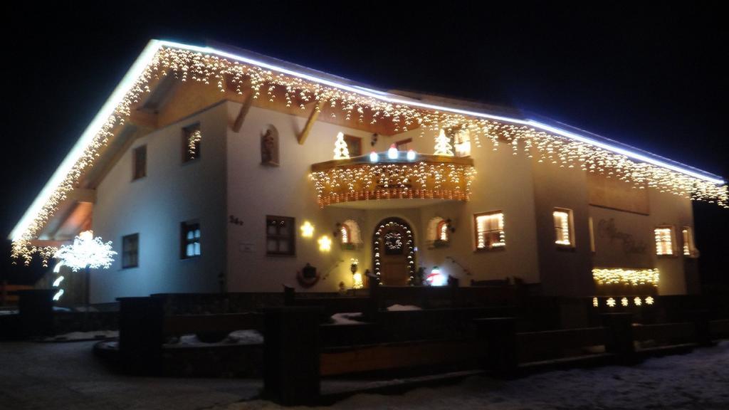 Alpen-Chalet Ehrwald Exteriör bild