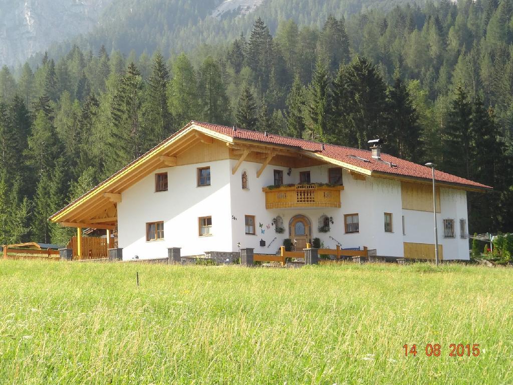 Alpen-Chalet Ehrwald Exteriör bild