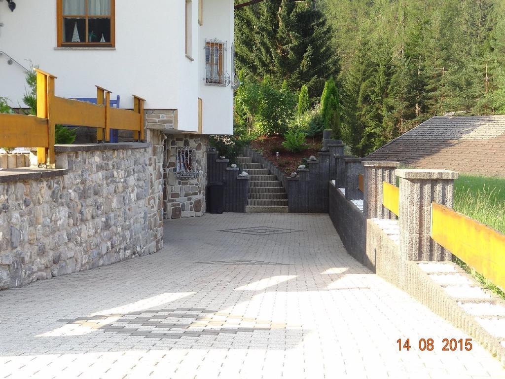 Alpen-Chalet Ehrwald Rum bild