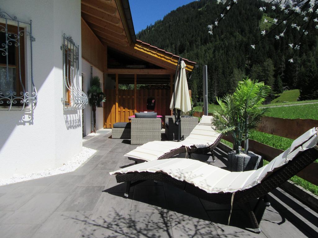 Alpen-Chalet Ehrwald Exteriör bild