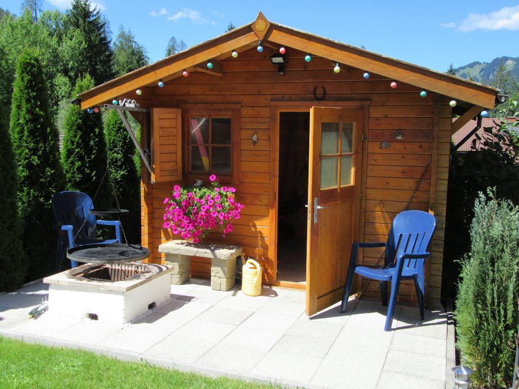 Alpen-Chalet Ehrwald Exteriör bild
